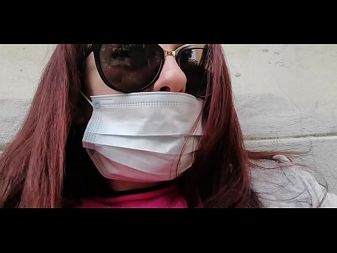 ❤️ Nicoletta sa pomstí svojmu susedovi a vymočí sa mu do garáže (Špeciálna talianska karanténa Covid19) ❤️ Porno na nás ❌❤